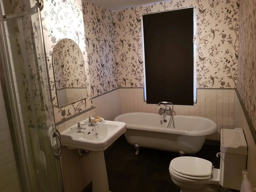 3 Bedroom House With Garden in Ware