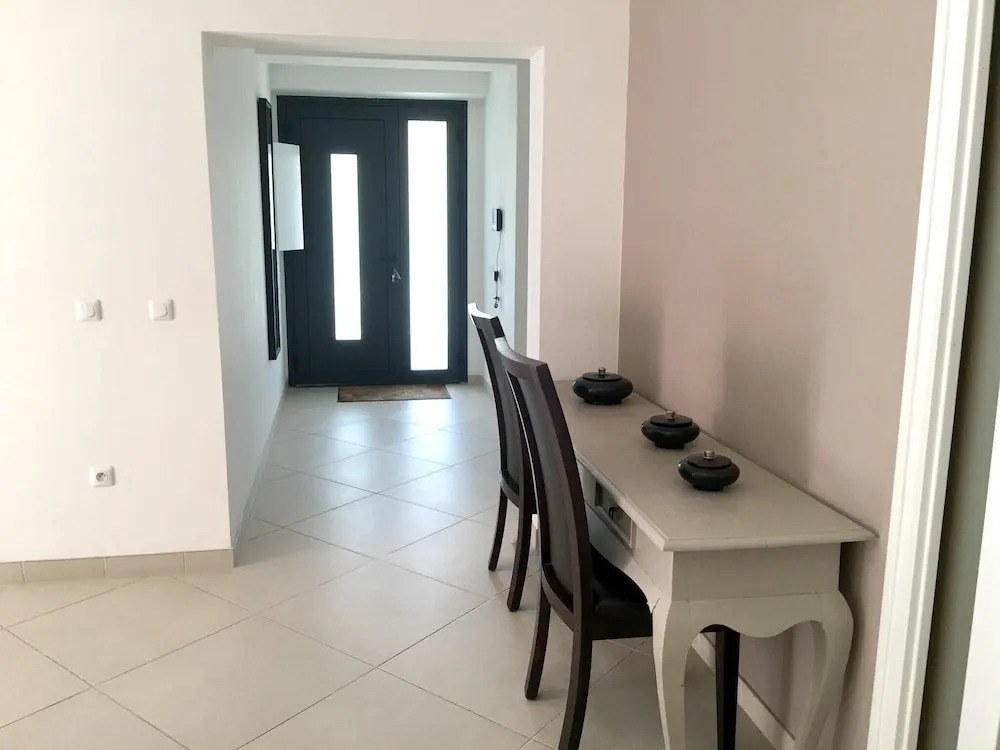 Villa With 3 Bedrooms in Bouc-bel-air, With Private Pool, Enclosed Gar