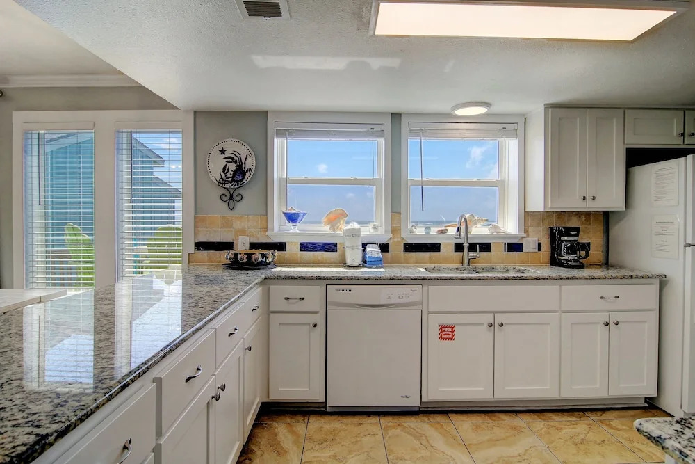 Lost On The Sea 3LC 3 Bedrooms 3 Bathrooms Home