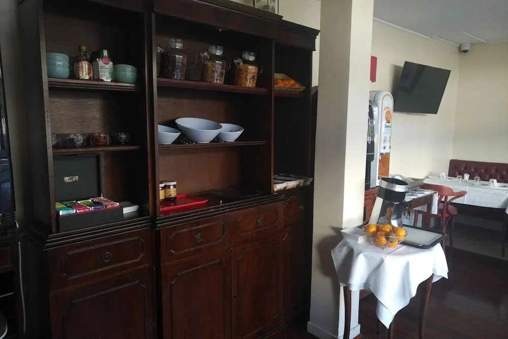 LOGIS HOTEL - La Petite Rade