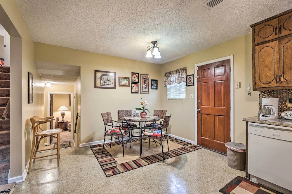 Family Home Near Panola Mountain State Park