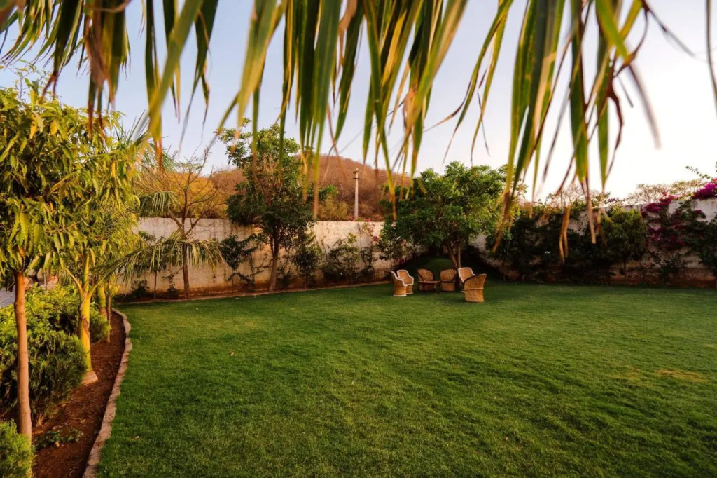 WelcomHeritage Mount Valley Resort Ranthambore