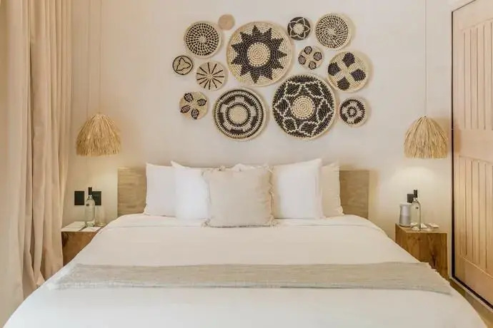 8 Bedroom Luxury Villa With Private Chef Included