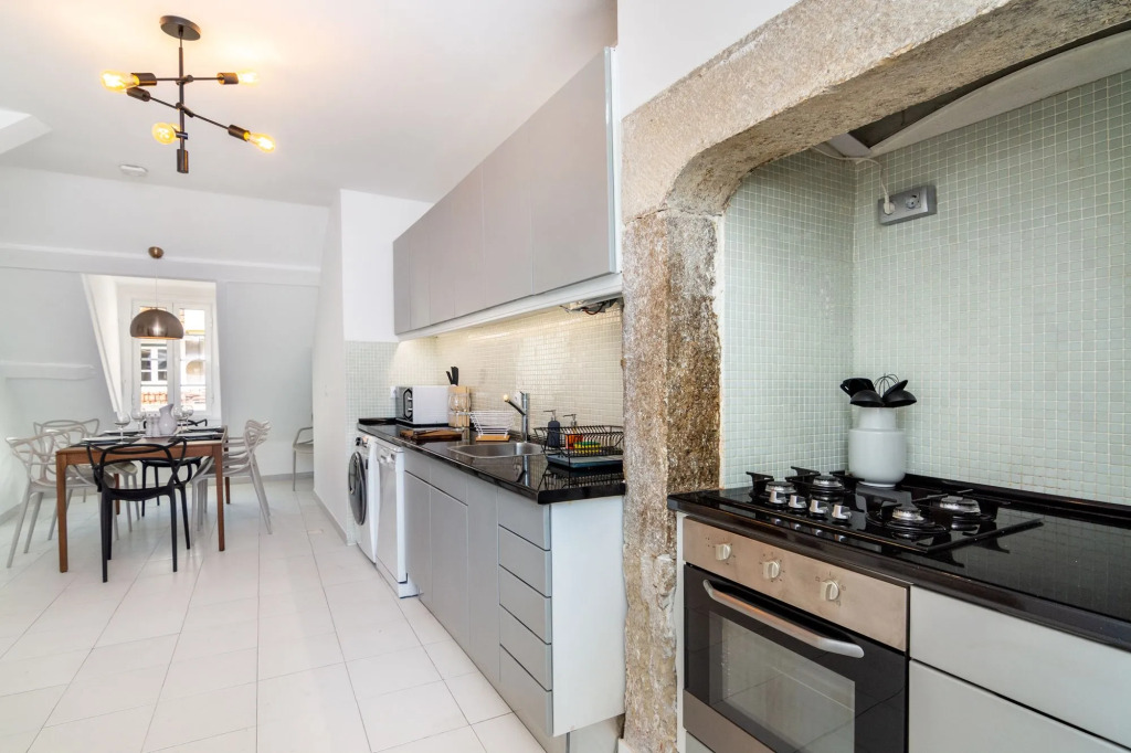 Lisbon Downtown Luxury Family Residence