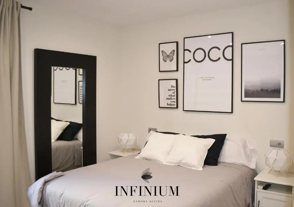 Infinium Zamora Suites con parking