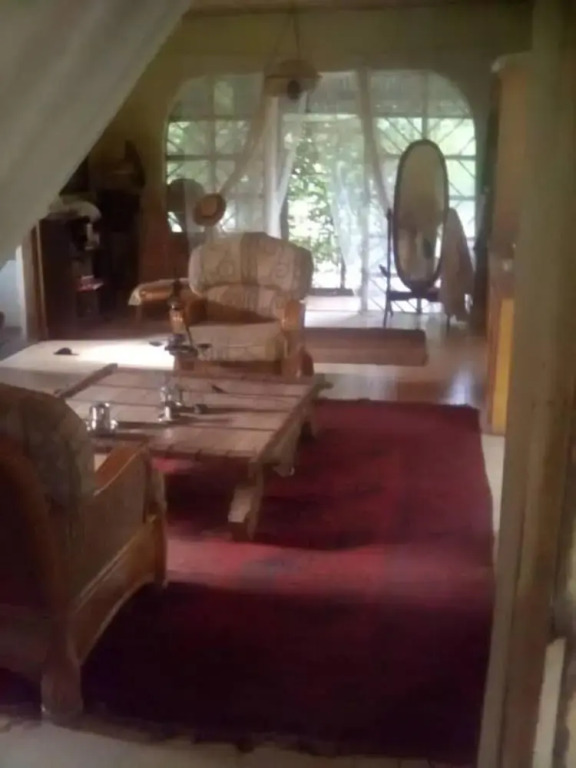 Cottage Sleeps 6 with Private Patios