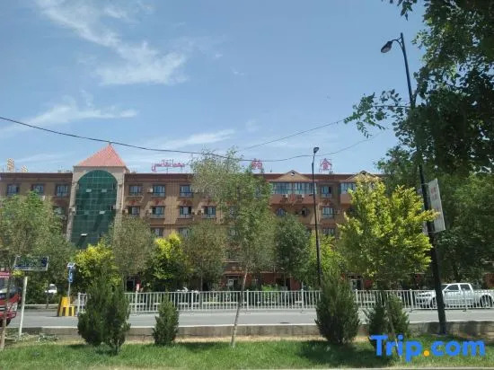 Korla Platinum Hotel