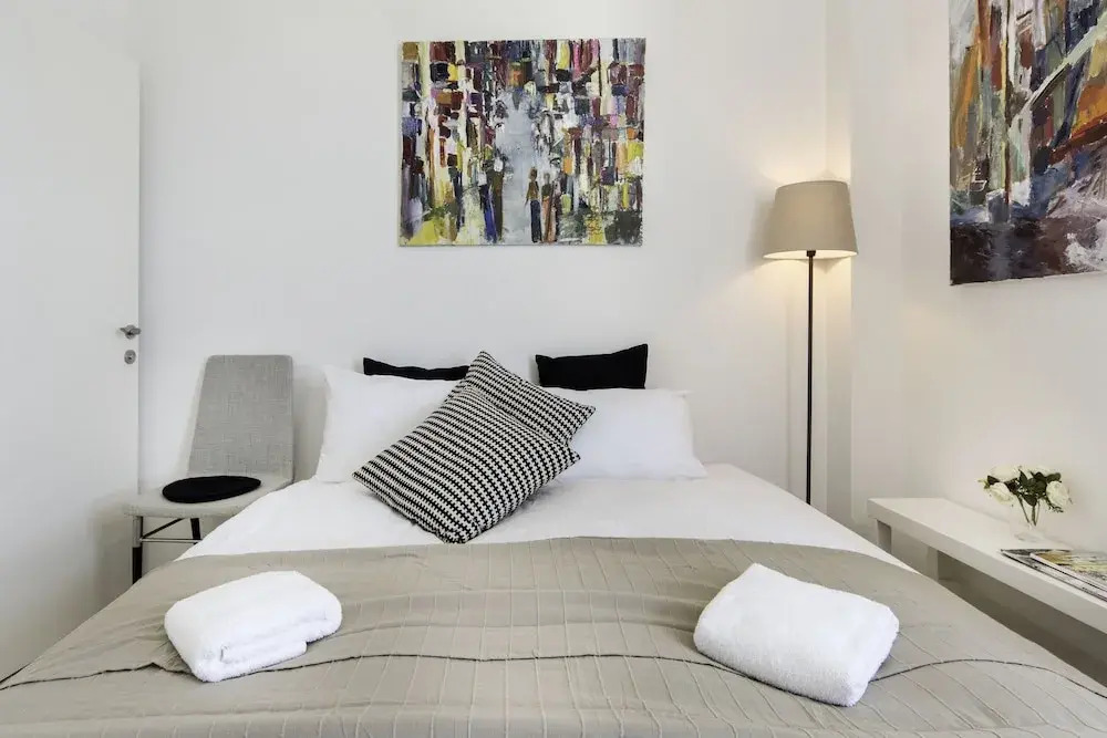 Luxurious 90sqm 2BR Beach Front