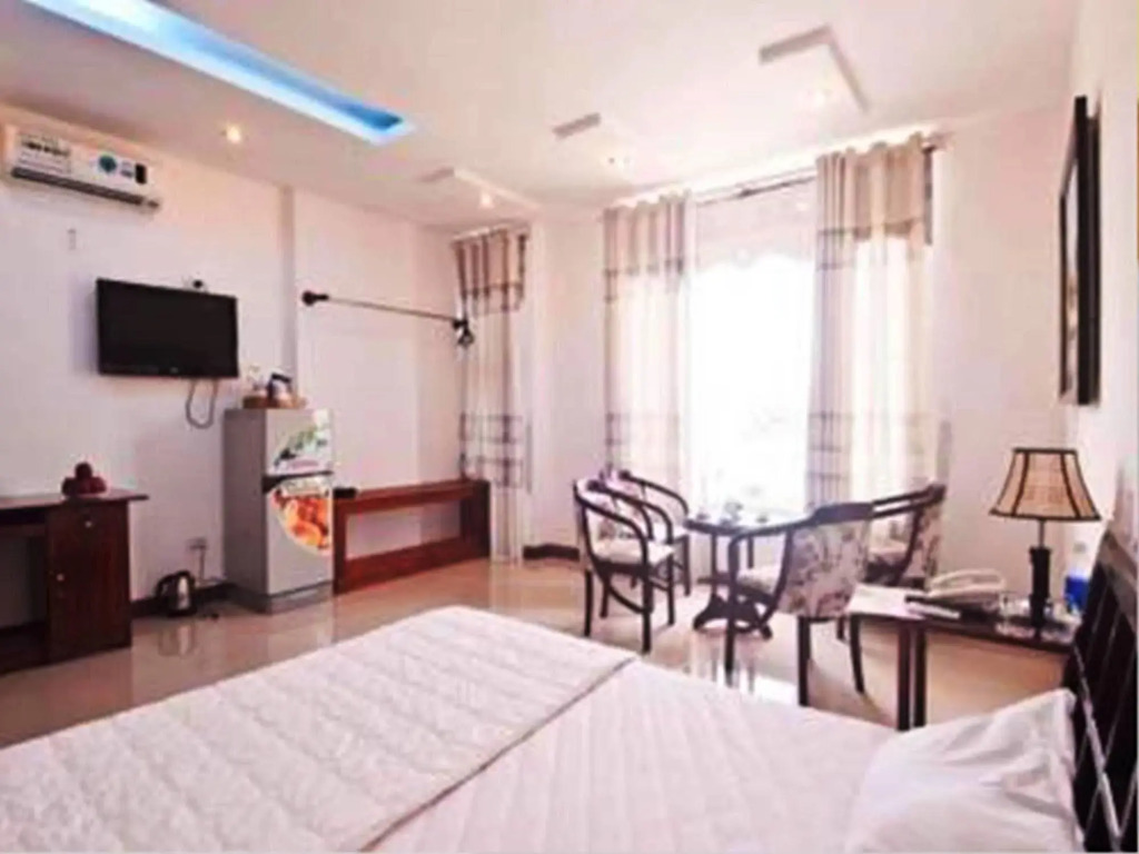 Ken Hotel