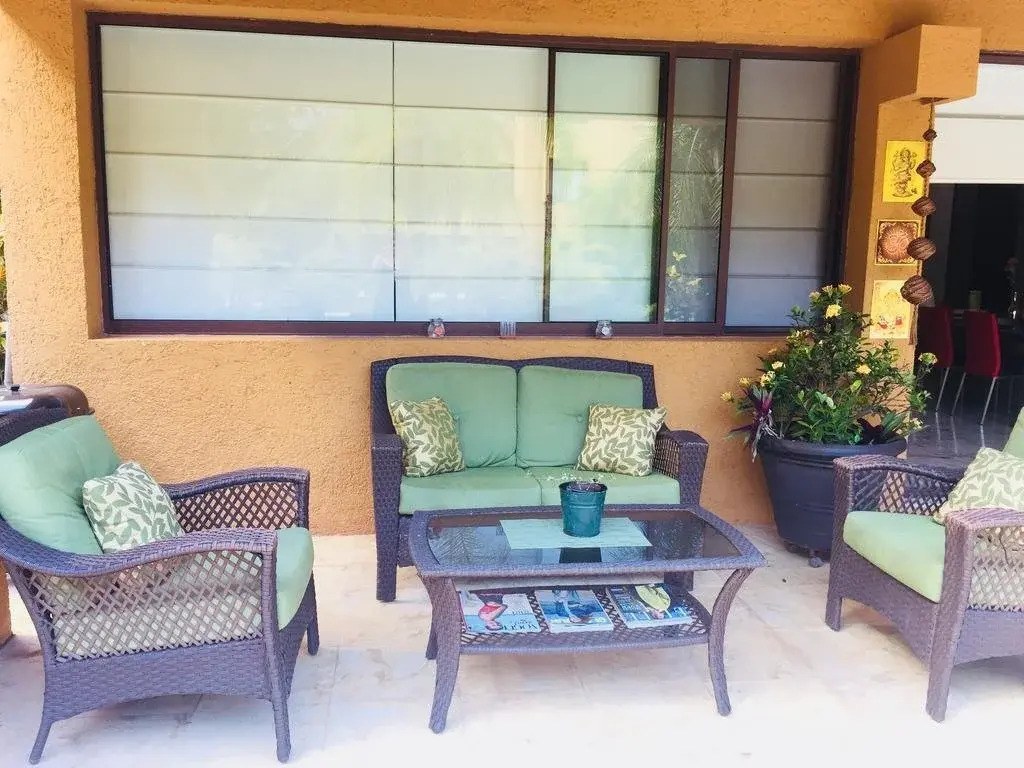 Latinos Luxury Suites