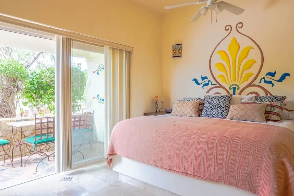 KING BED CountryClub 1 Bedroom Apartment By Senstay