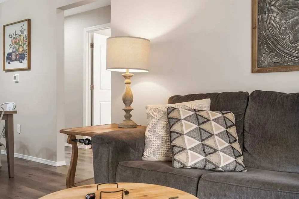 The Moab and Country Farmhouse Duo - Table Rock