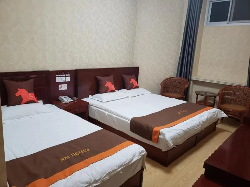 JUN Hotels Hebei Baoding Rongheng Jintai West Road