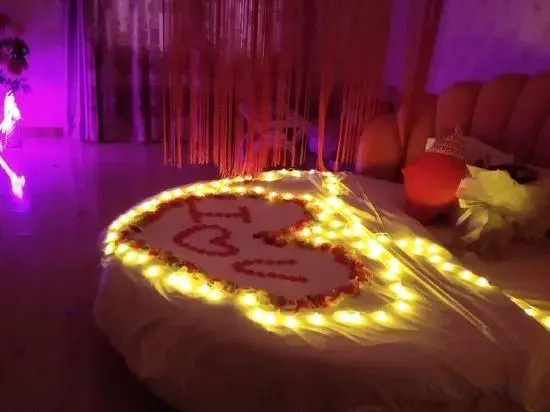 Jinhuang Theme Hotel