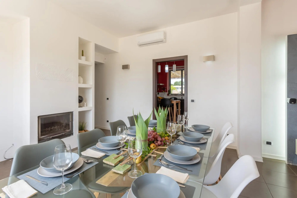 Villa Akos Large Private Pool AC WiFi