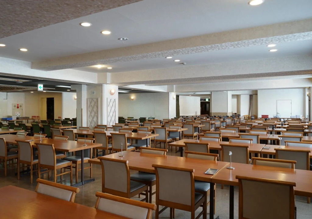 Shiga Lake Hotel