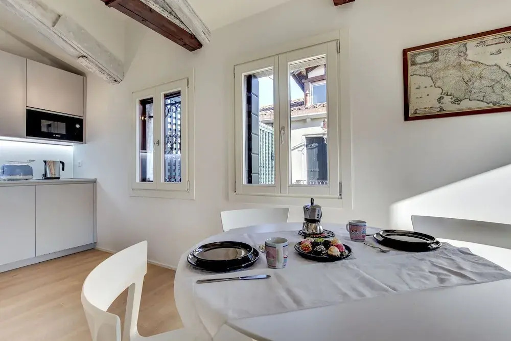 Venice Skyline View Sudio Apartment