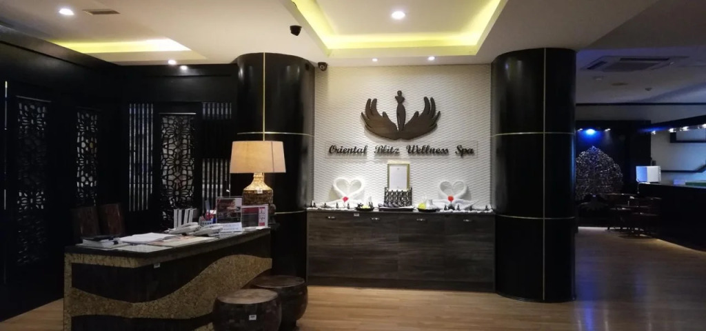 G9 Hotel