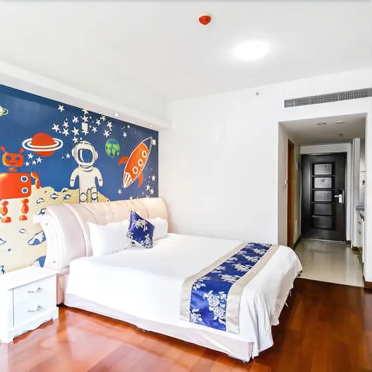 Qingdao Haizhijie Holiday Hotel