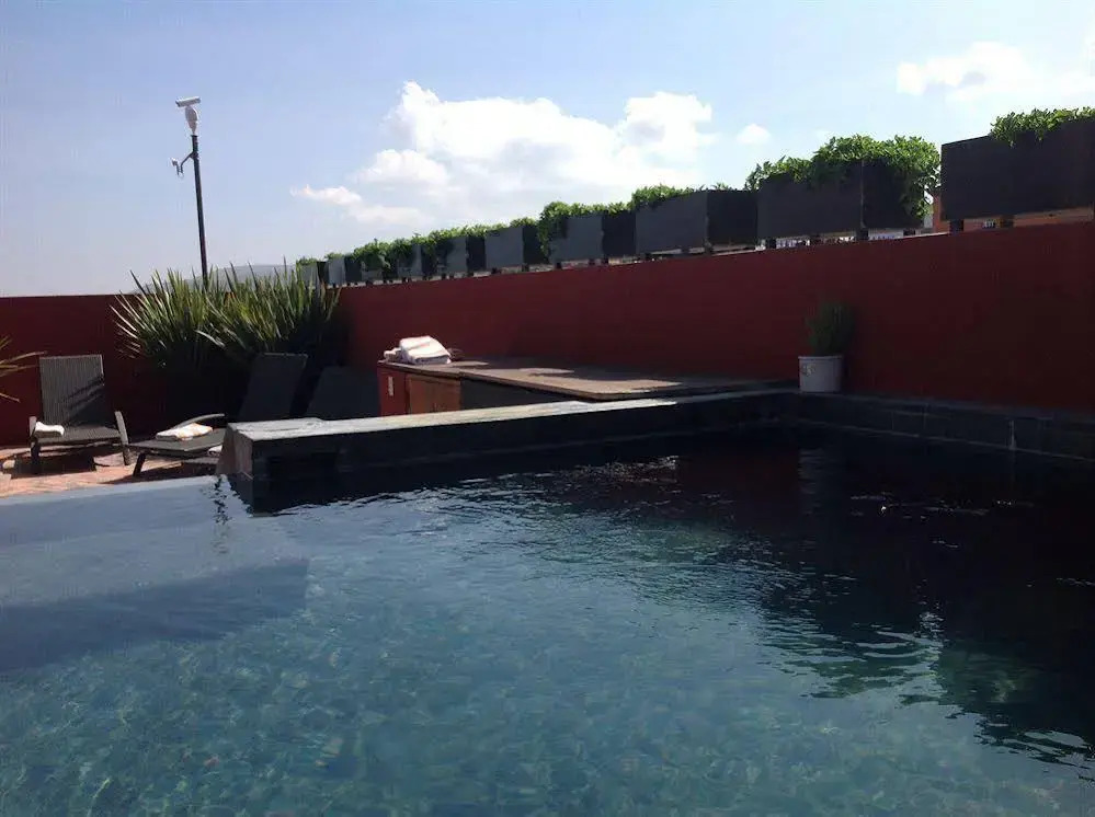 El Palomar Hotel