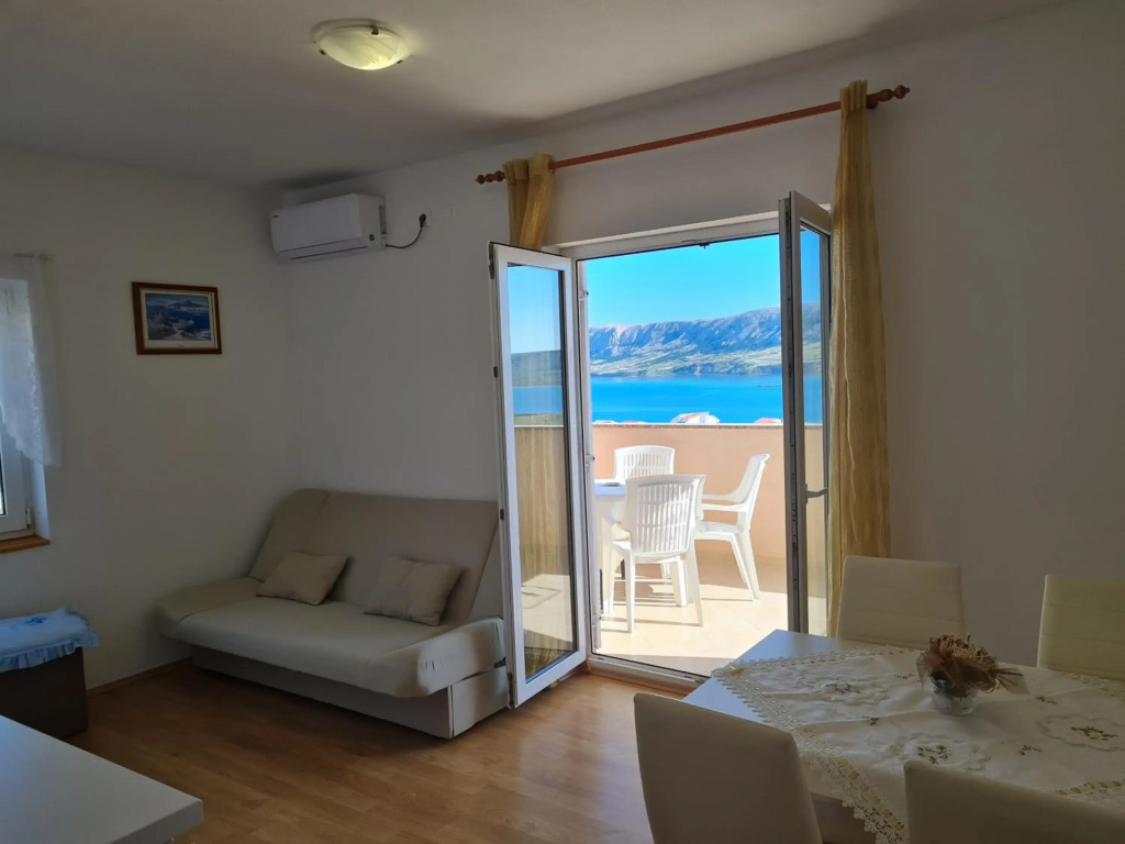 Apartments Zakarija