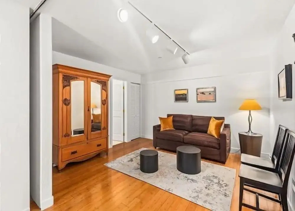 Gold-rated 2 Bedroom Condo at the Base of Aspen Mountain