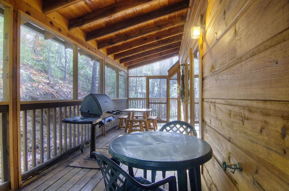 Bearly Country by Eagles Ridge Resort