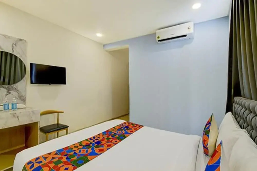 FabHotel Wild Wings Narsingi