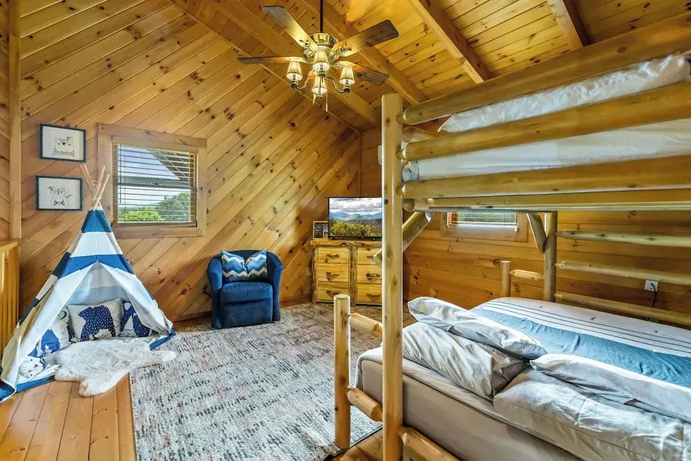 Cabin w/ Hot Tub, Theater & Games!