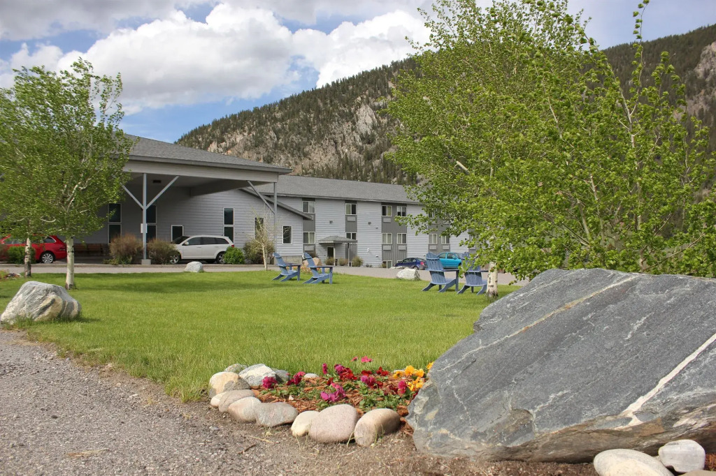 Whitewater Inn