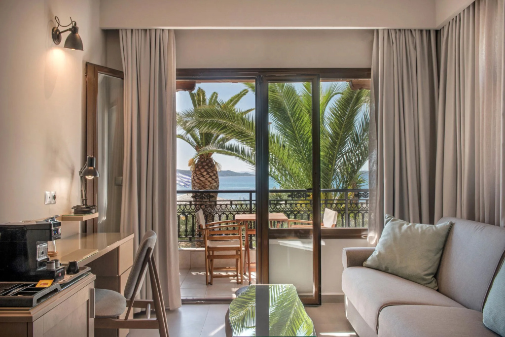 Pyrgos Hotel