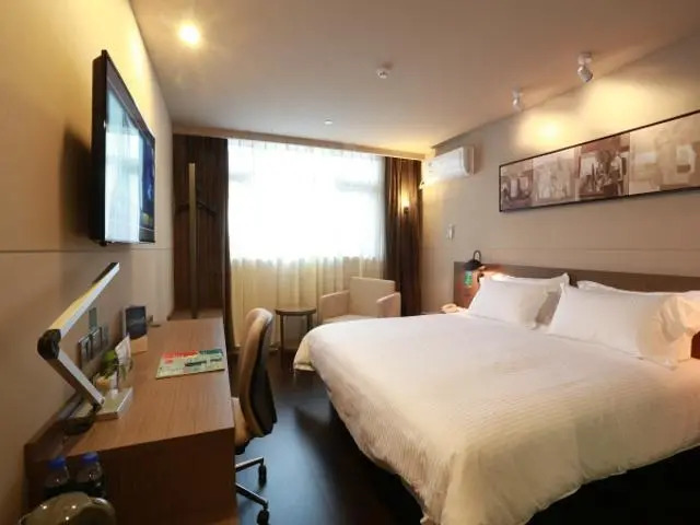 Jinjiang Inn Select Jiaxing Convention and Exhibition Center Yintai City