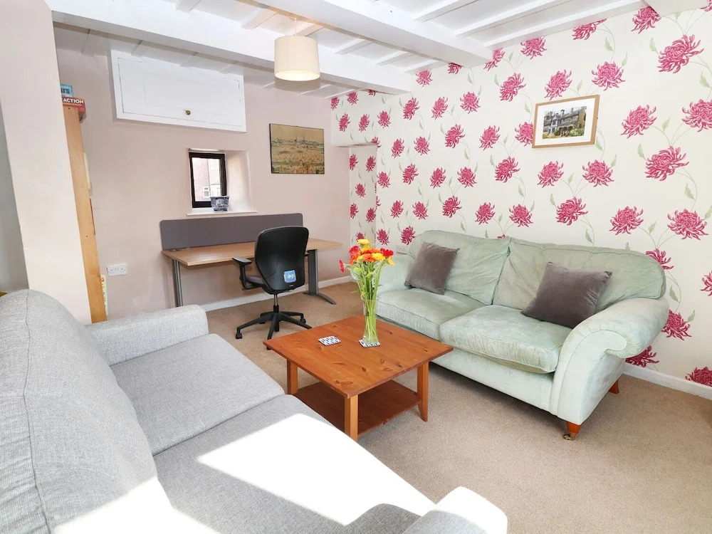 Dove Cottage, Chesterfield