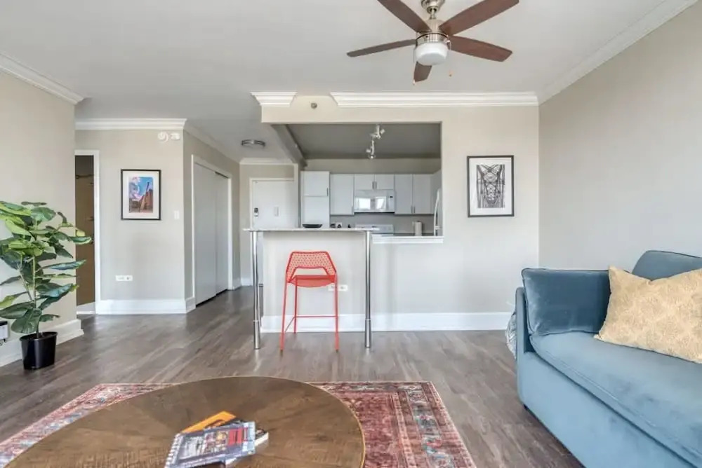 Cozysuites 800 Tower 1BR w sky Pool gym 23