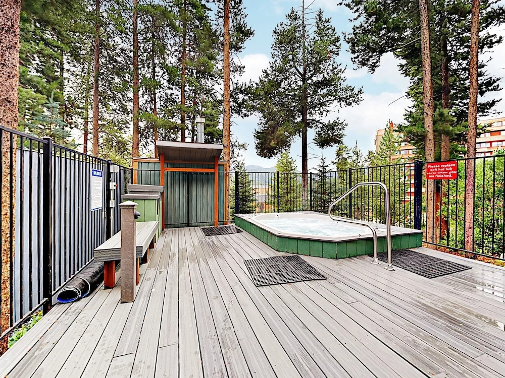 Ski-in/Walk-out Breckenridge Condo by RedAwning