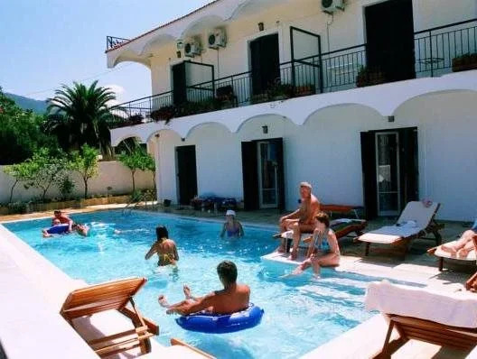 Marie Hotel
