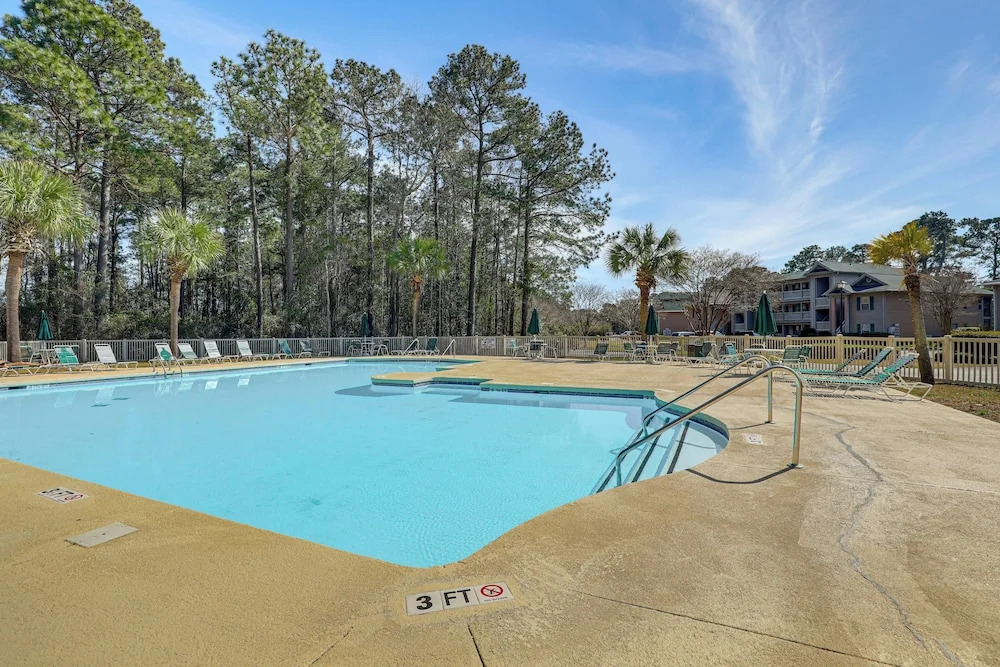 Pawleys Island Beach & Golf Family Retreat