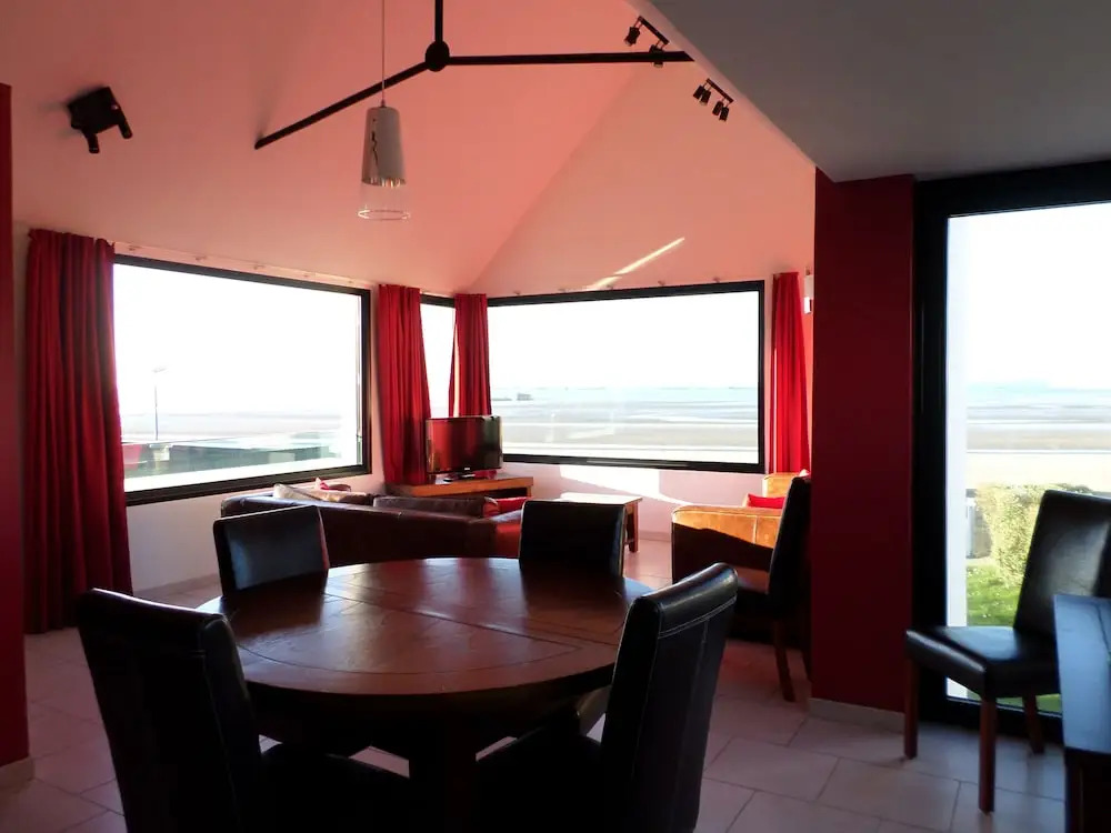 « Gîte « Arromanches » - « Bord de Mer » PMR »