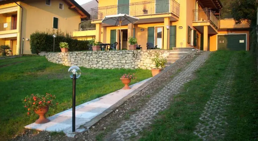 Dependance Villa Carera