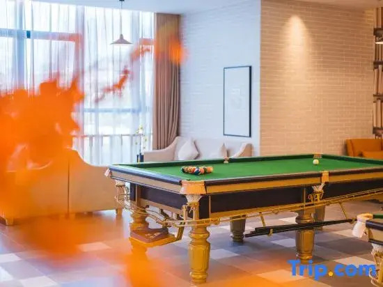 Vienna Hotel (Dali Erhai Railway Station Wanda Branch)