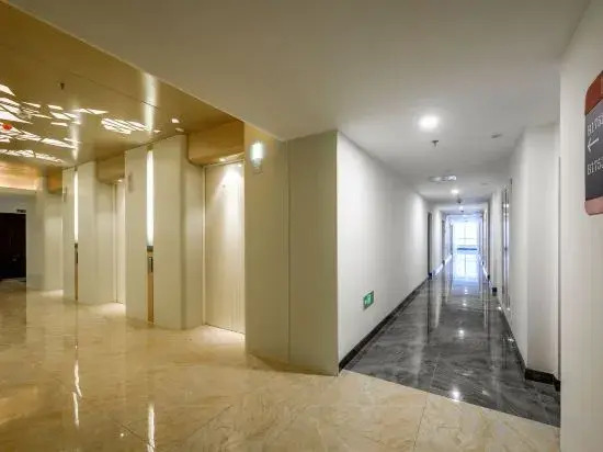 Xiangyu Qingxin Boutique Apartment (Changchun Yucheng Huayi Square Branch)