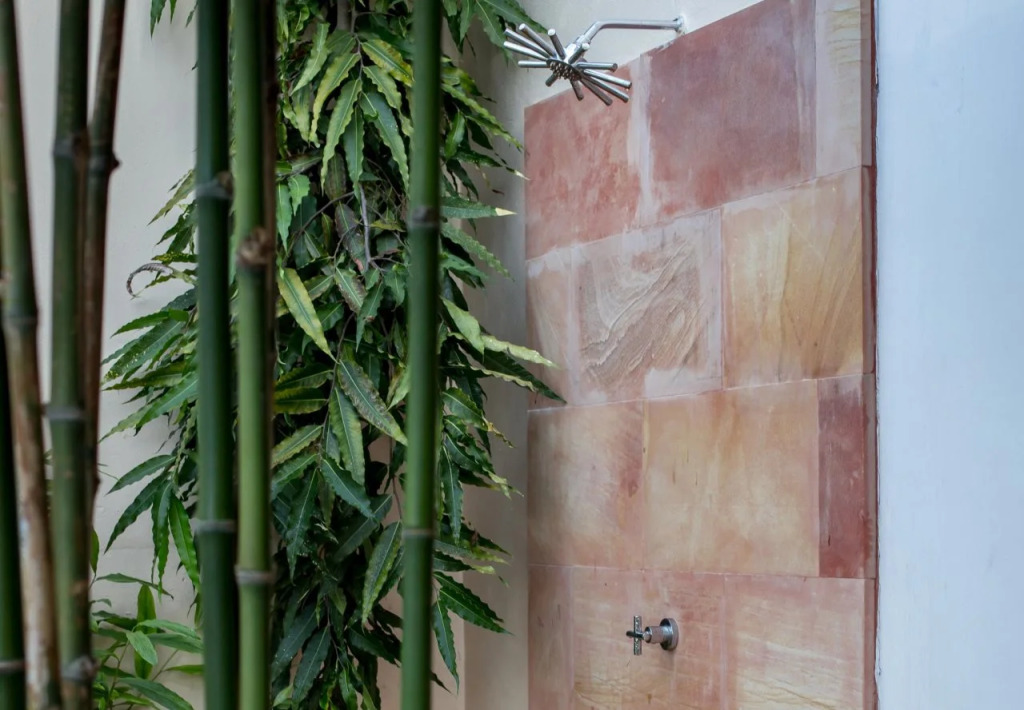 Velea Serviced Apartments & Suites