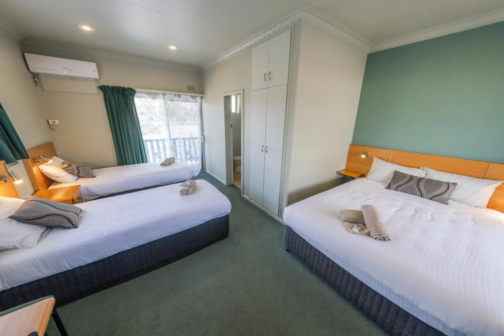 Halfway Motel