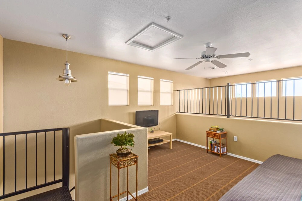 The Edge #2111 Scottsdale 3 Bedroom Condo by Redawning