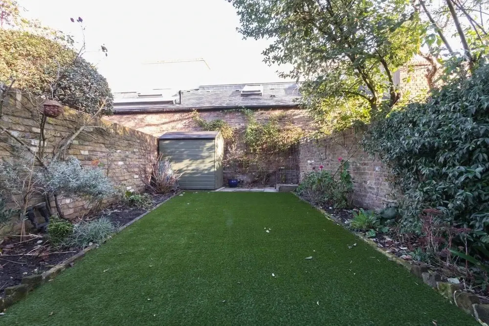 Fulham 4-bed House & Garden Near Tube
