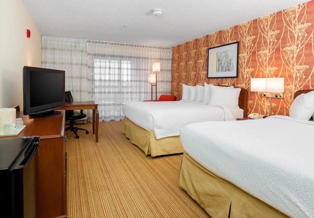 Courtyard by Marriott Chicago Bloomingdale