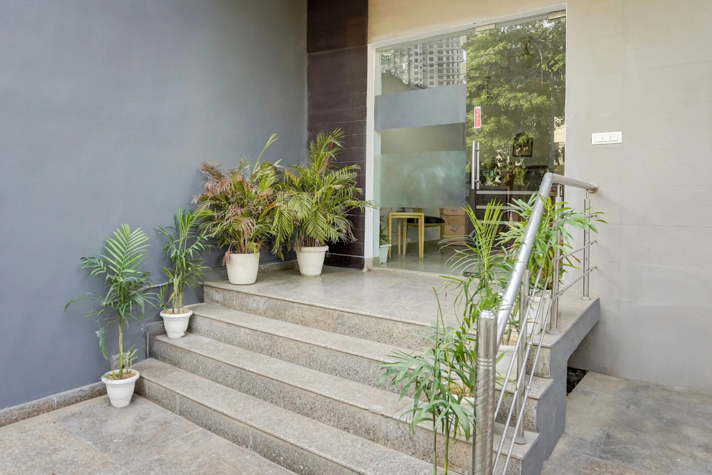 Townhouse Sector 53 Golf Course Road