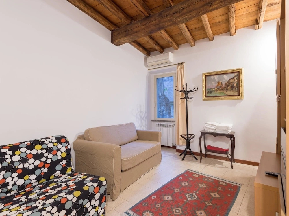 RSH Spagnoli Quiet Apartment