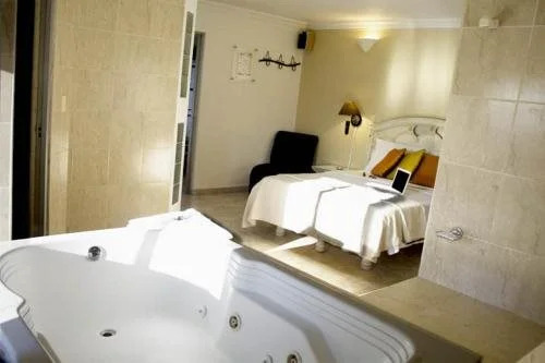 Hotel Picasso Inn