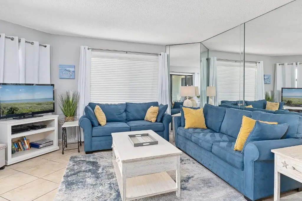 Colony Reef 2310, 3 Bedrooms, Sleeps 6, Ocean View, 2 Pools (1 heated), Elevator